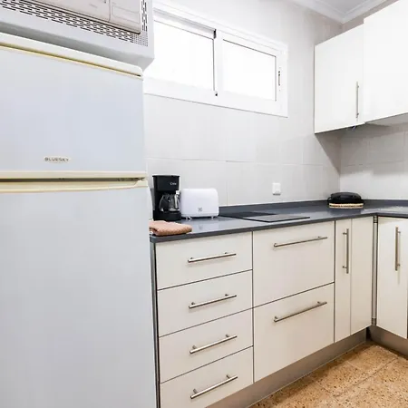 Serenity Yumbo - Europa 2min Yumbo - 5min From - Wifi Free - Air Conditioner - Private Services - Free Welcome Book - Cohote Conserjeria Gran Canaria Playa del Inglés