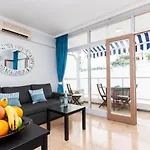 Serenity Yumbo: Beachside With Free Wi-fi And Concierge Apartment