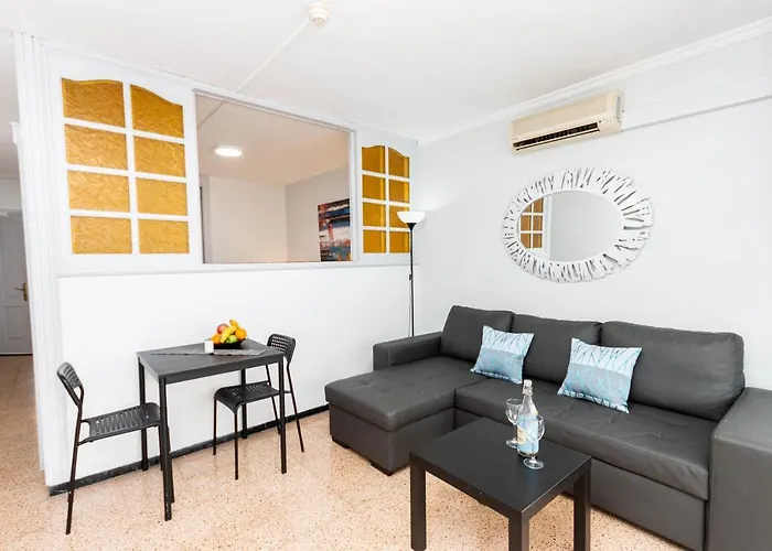 Serenity Yumbo - Europa 2min Yumbo - 5min From - Wifi Free - Air Conditioner - Private Services - Free Welcome Book - Cohote Conserjeria Gran Canaria * Playa del Ingles (Gran Canaria)