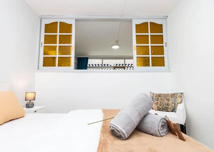 Serenity Yumbo - Europa 2min Yumbo - 5min From - Wifi Free - Air Conditioner - Private Services - Free Welcome Book - Cohote Conserjeria Gran Canaria