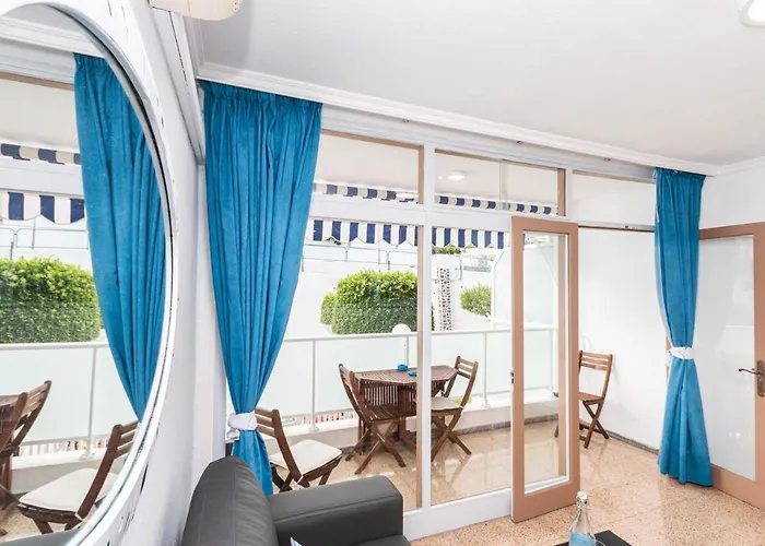 Serenity Yumbo - Europa 2min Yumbo - 5min From - Wifi Free - Air Conditioner - Private Services - Free Welcome Book - Cohote Conserjeria Gran Canaria Apartament *