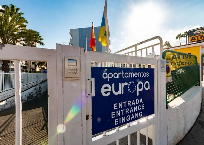 Serenity Yumbo - Europa 2min Yumbo - 5min From - Wifi Free - Air Conditioner - Private Services - Free Welcome Book - Cohote Conserjeria Gran Canaria *